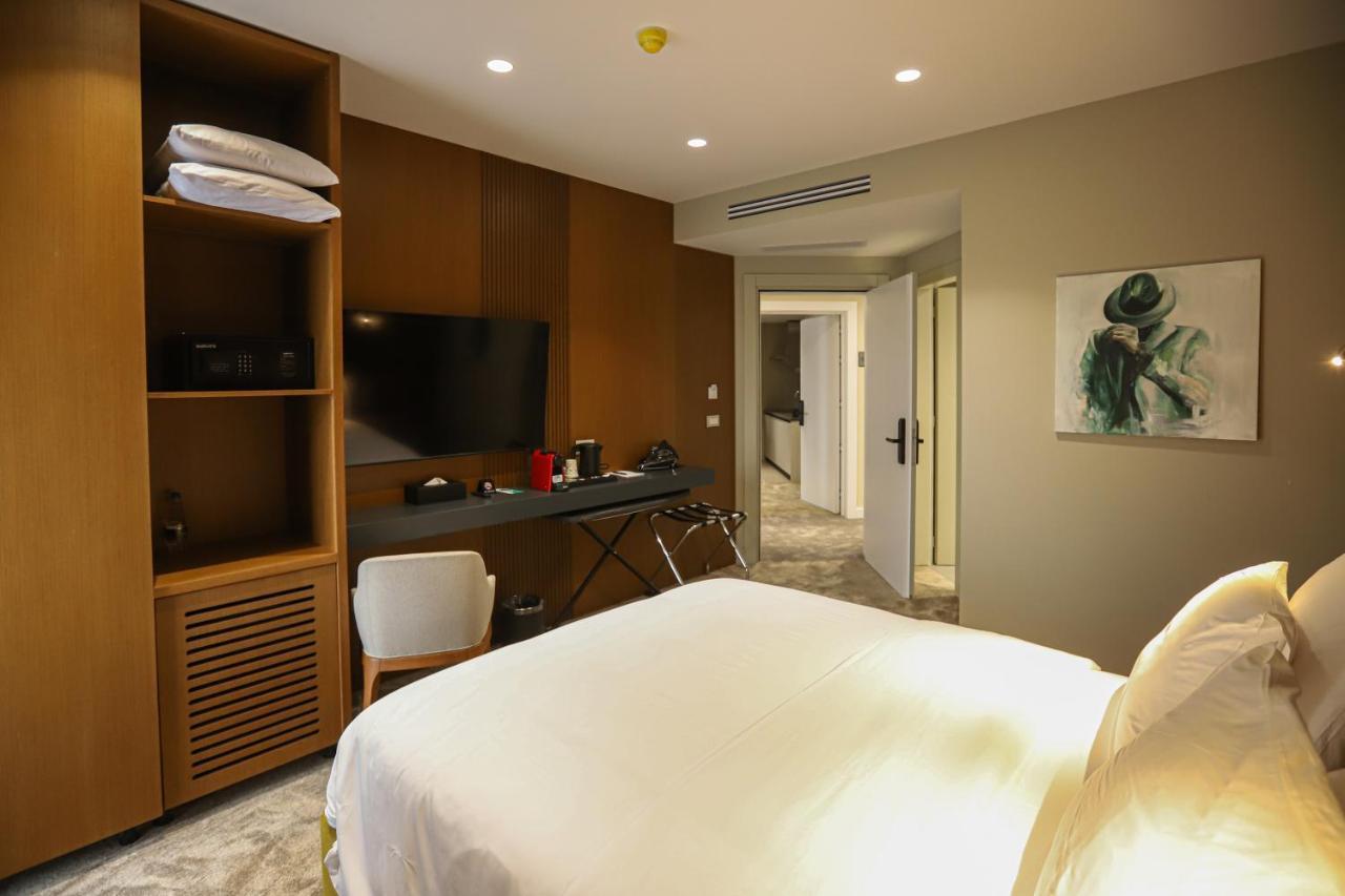Urbanin Apartment & Hotel Tirana Exterior photo